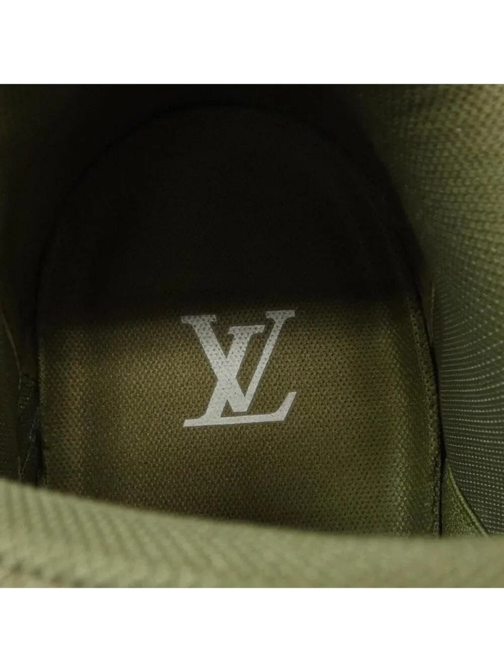 Louis Vuitton LV Trainer Maxi Line Sneakers